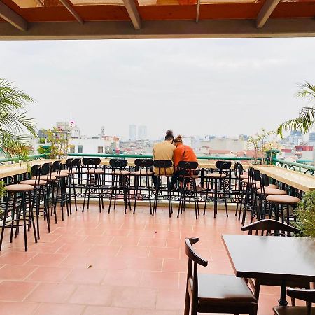 Free Airport Service Deals W Singita Classy Boutique Hotel & Travel Hanoi Esterno foto