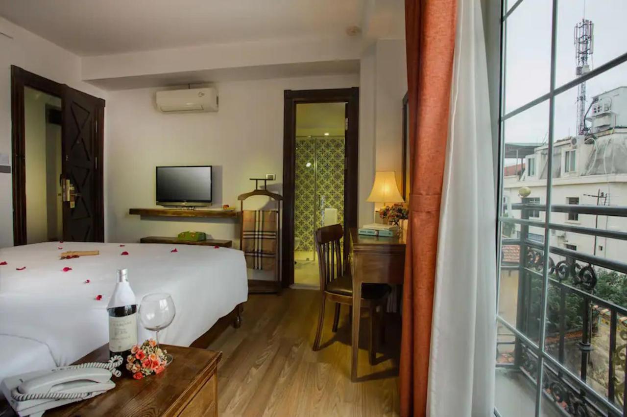Free Airport Service Deals W Singita Classy Boutique Hotel & Travel Hanoi Esterno foto