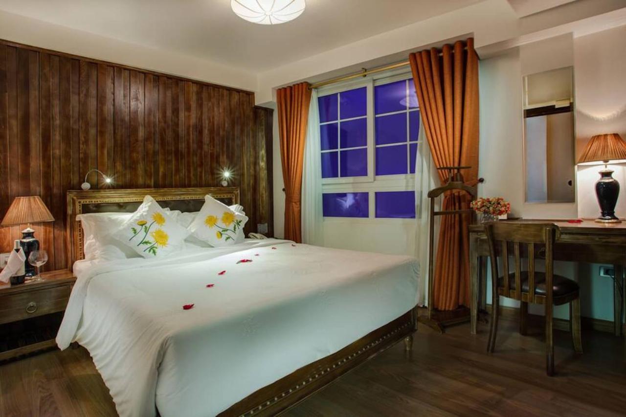 Free Airport Service Deals W Singita Classy Boutique Hotel & Travel Hanoi Esterno foto