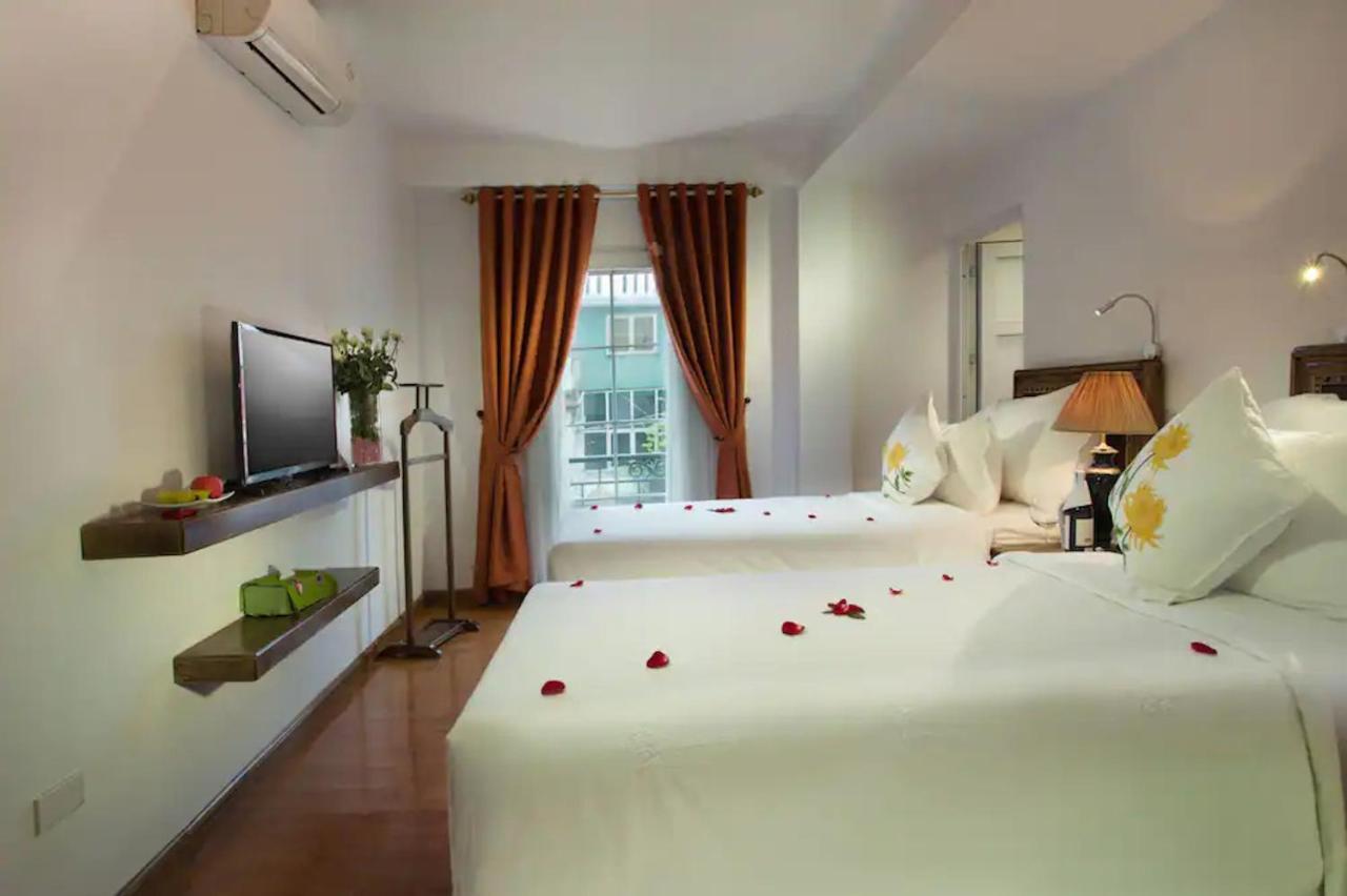 Free Airport Service Deals W Singita Classy Boutique Hotel & Travel Hanoi Esterno foto