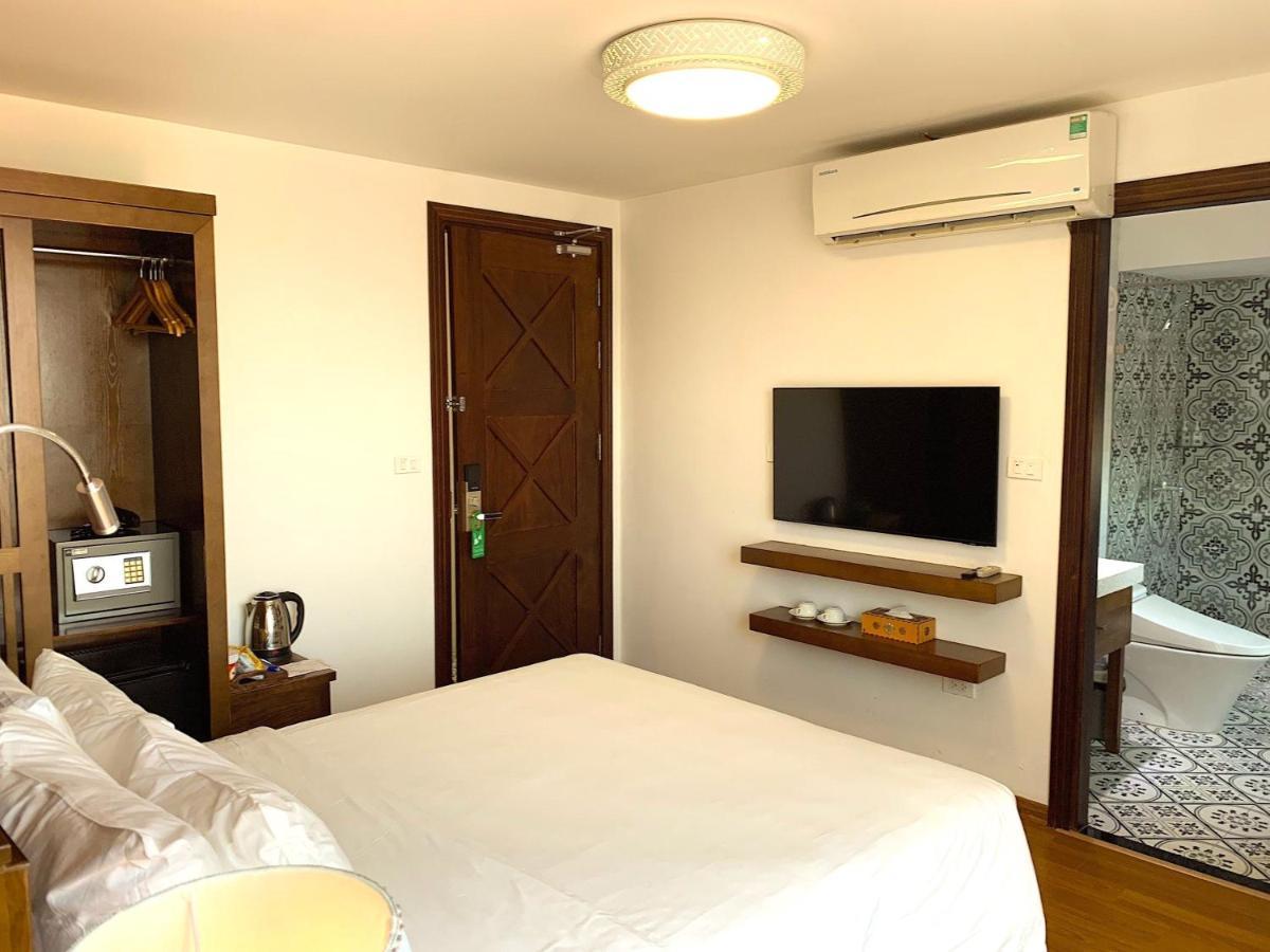 Free Airport Service Deals W Singita Classy Boutique Hotel & Travel Hanoi Esterno foto